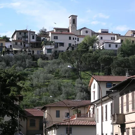 La Piazzetta Vicino A Firenze