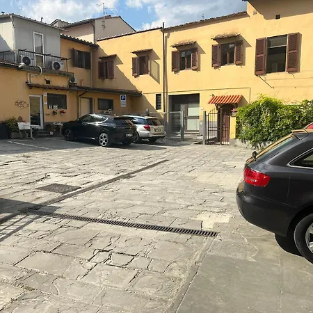 La Piazzetta Vicino A Firenze Daire *